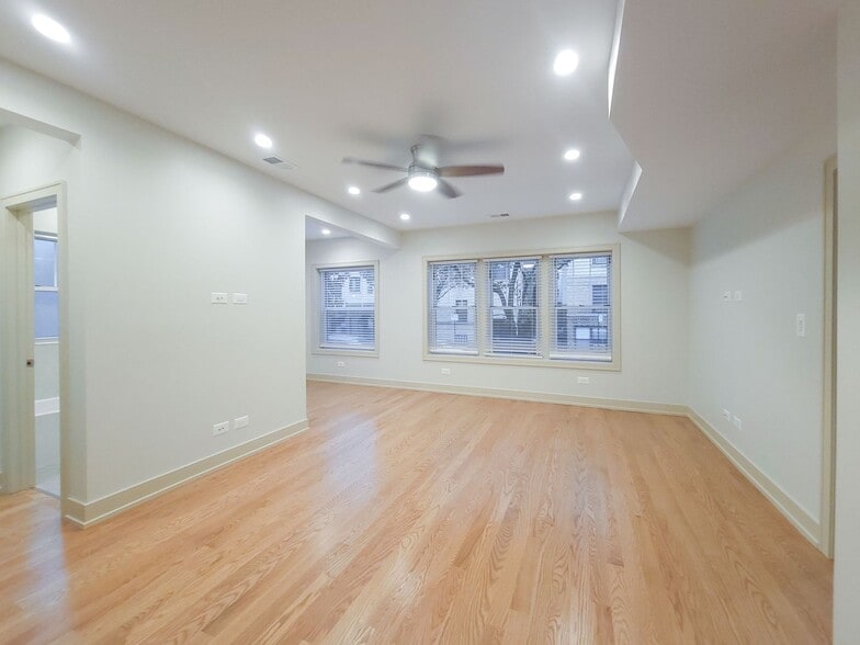 Building Photo - 3525 N Broadway St