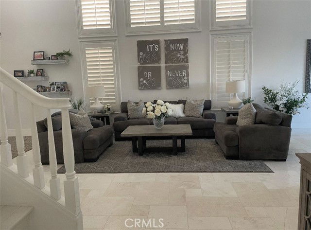 Building Photo - 8 High Bluff