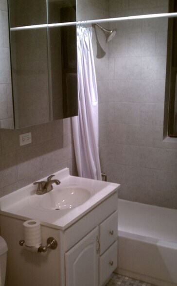 Building Photo - 7234 Austin St