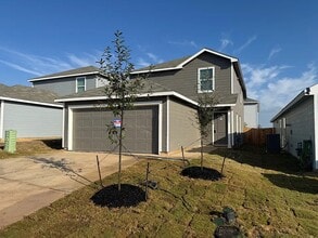 Building Photo - 2843 Red Diamond