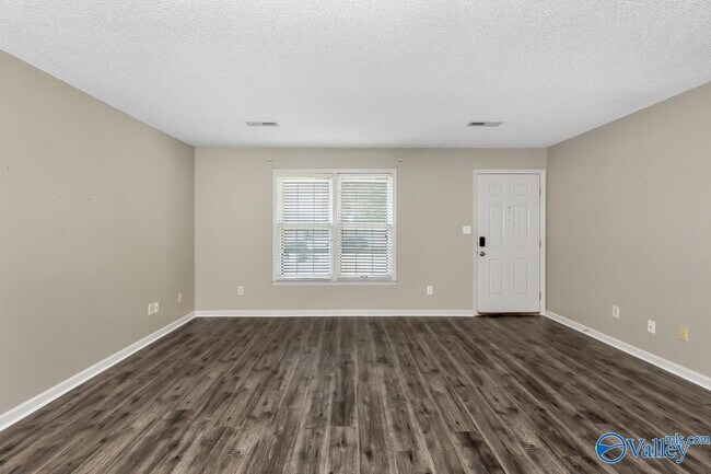 Building Photo - 8147 Oldfield Rd SW
