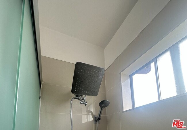 Building Photo - 4412 Prospect Ave