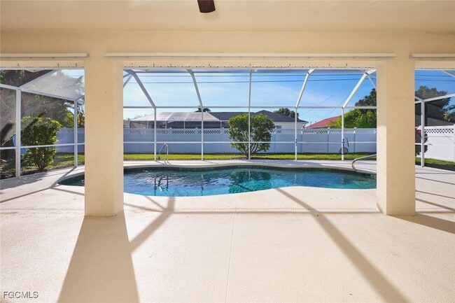 Building Photo - 132 SE 19th Terrace