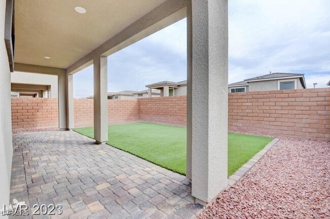 Building Photo - 4148 Elegant Chateau St