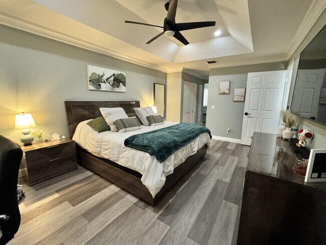Building Photo - 18038 Rhumba Way