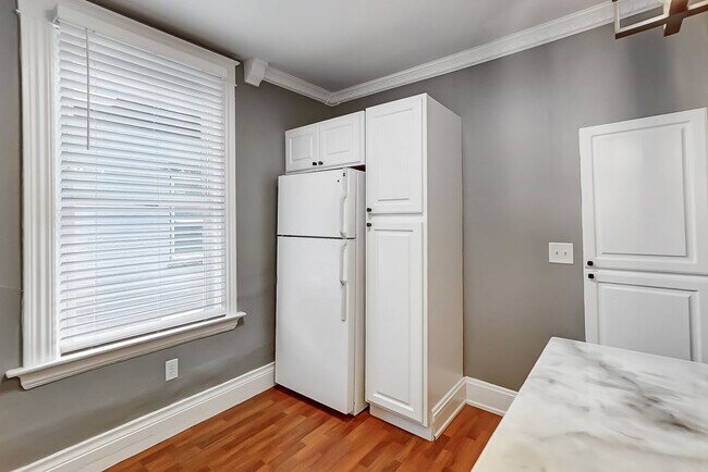 Building Photo - 1706 Sherman Ave