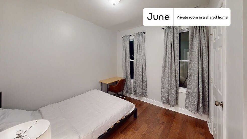 Building Photo - Room in Shared 3 bed/1.5 bath home