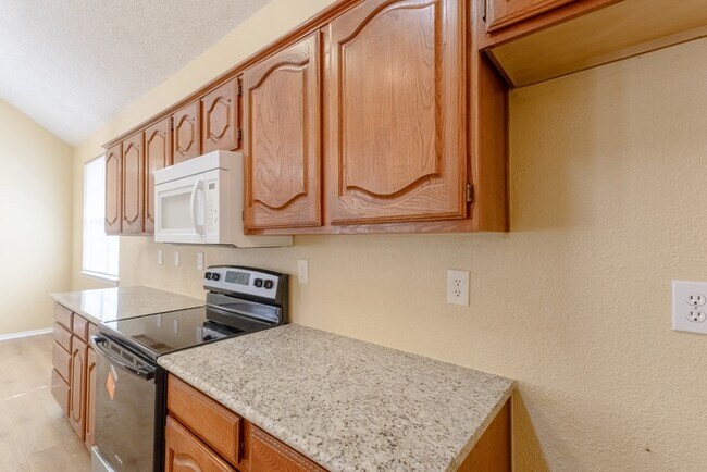 Building Photo - 7414 Westhaven Dr