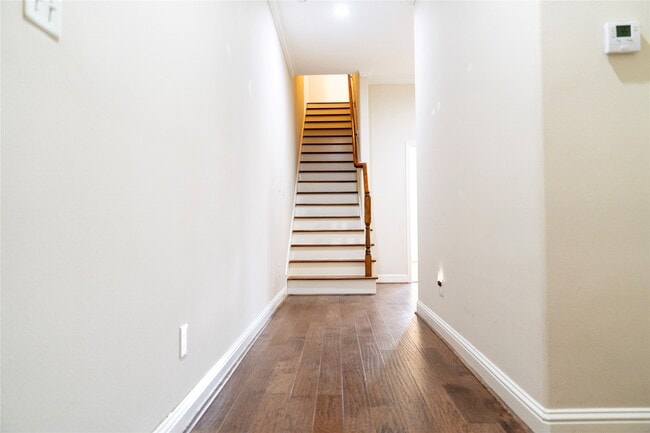 Building Photo - 1419 Colorado St