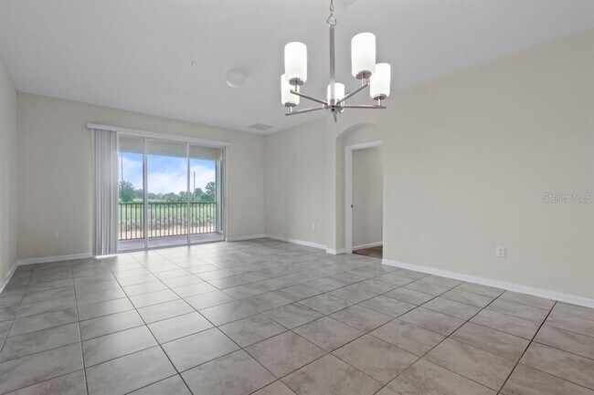 Building Photo - 877 Ocean Course Ave