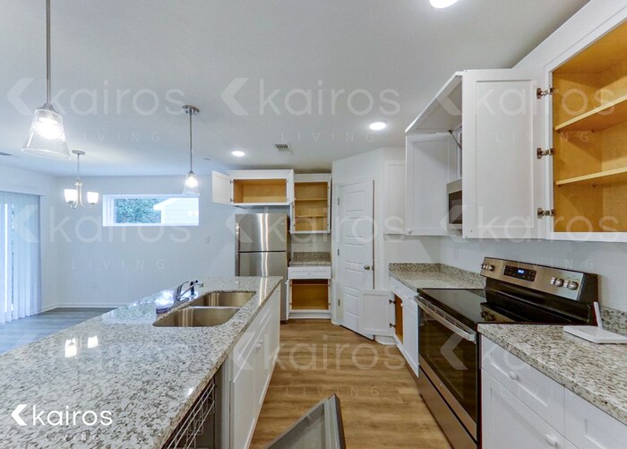 Building Photo - 11425 Camden Ct Cir