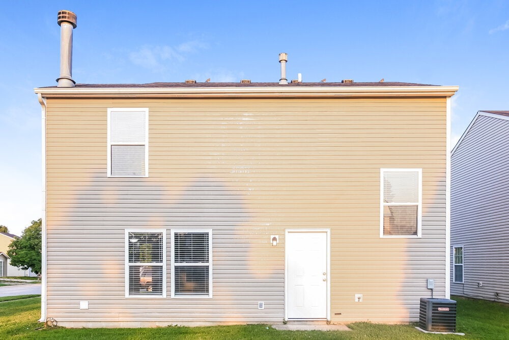 Building Photo - 2029 Angel Tear Ct