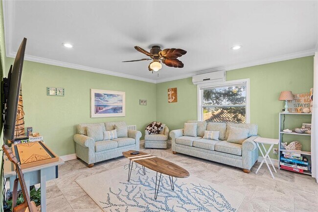 Building Photo - 284 44th Ave