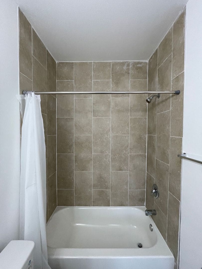 Building Photo - 11459 Collins St