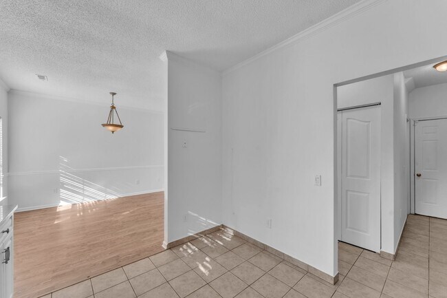 Building Photo - 21 Glencove Ct