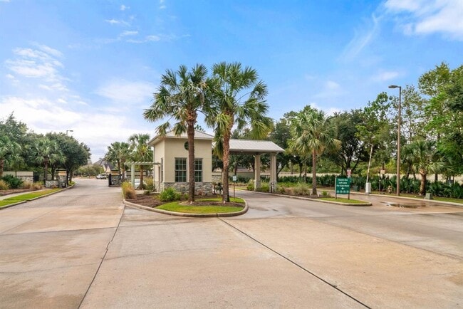 Building Photo - 17533 Rosette Grass Dr