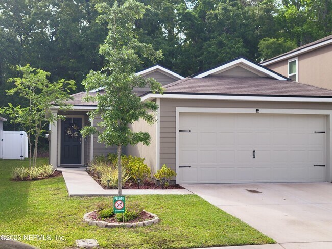 Building Photo - 7940 Meadow Walk Ln