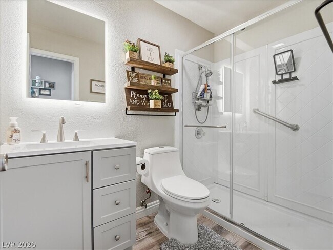 Building Photo - 4904 Winterset Dr