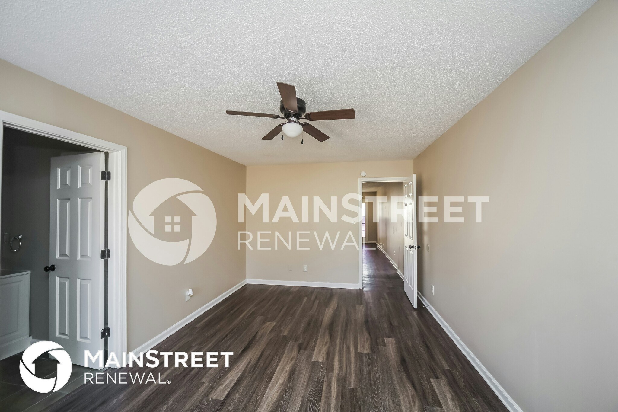 Building Photo - 4663 Royal View Dr