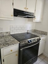 Building Photo - 130 Commons Dr