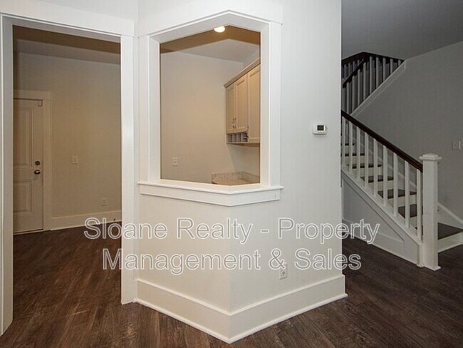 Building Photo - 2874 Stonestown Dr