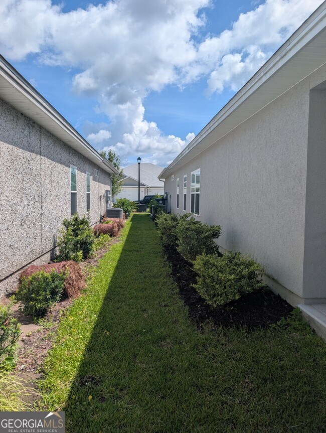 Building Photo - 164 The Villas Wy
