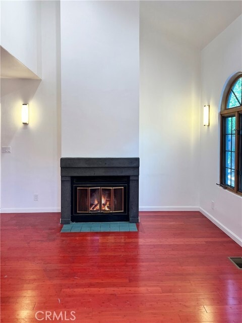 Building Photo - 8570 Wonderland Ave