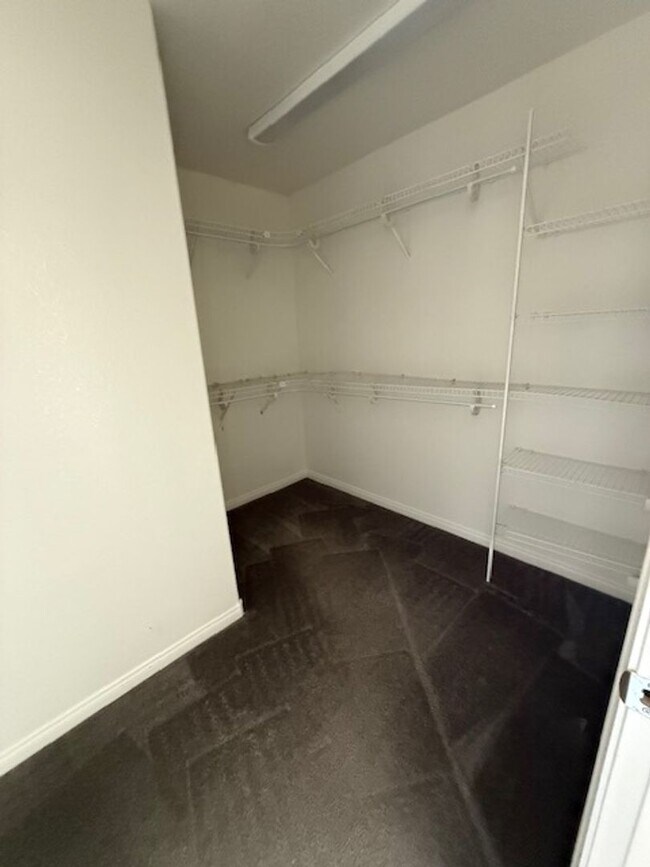 Building Photo - AVAILABLE NOW! PROMO- 2 Weeks Free first month!!