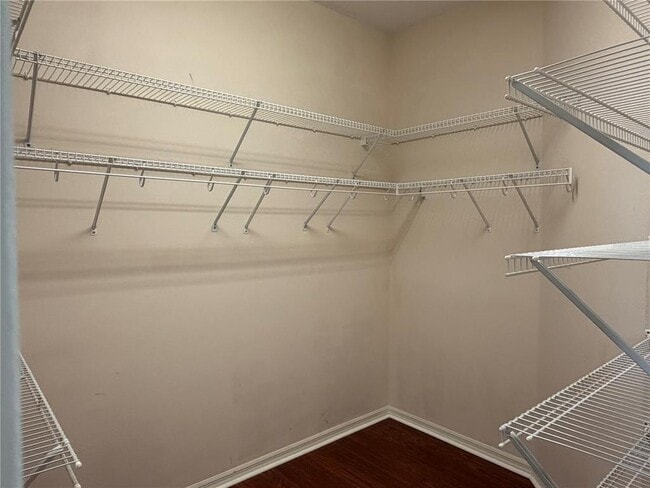 Building Photo - 10237 Facet Ct