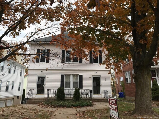 Building Photo - 163 Whitman Ave