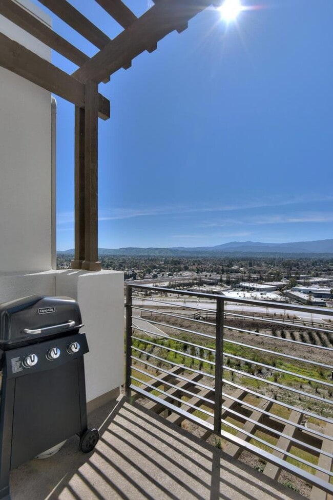Building Photo - 3089 Valley of Hearts Delight Pl