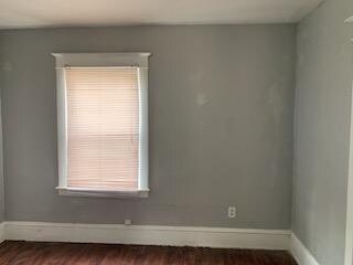 Building Photo - 427 Bruner St