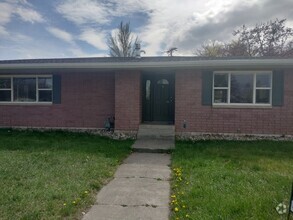 Building Photo - D323AB