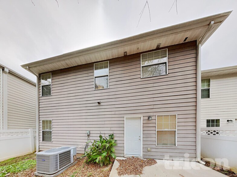 Building Photo - 222 Southwind Ln