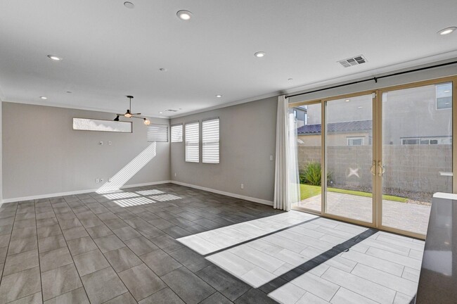 Building Photo - STUNNING 2 Story, 3 Bedroom Home in INSPIR...