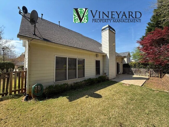 Building Photo - 3313 Hidden Trail Rd SE