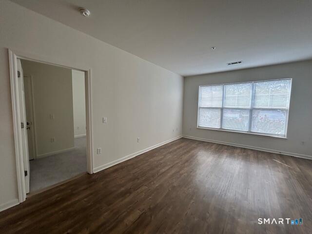 Building Photo - 10 Norden Pl