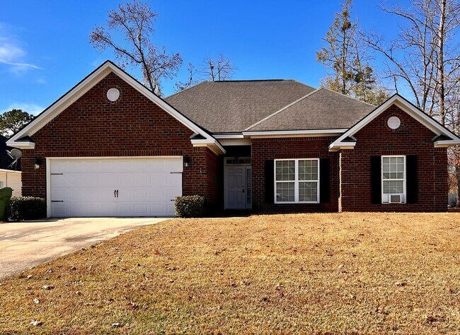 Primary Photo - Welcome to The Enclave at Oak Crest!