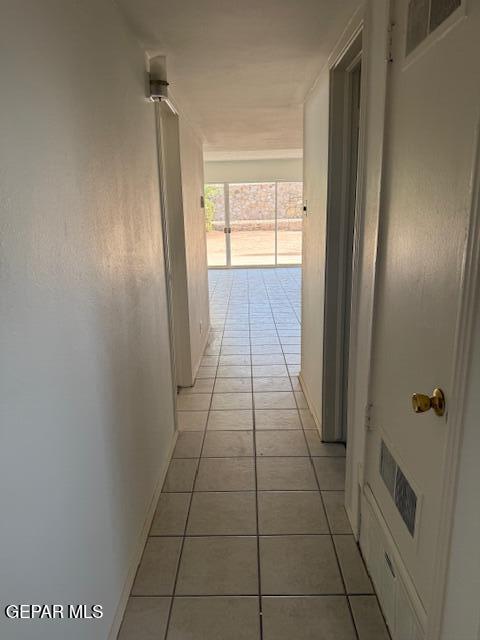 Building Photo - 4120 Larchmont Dr