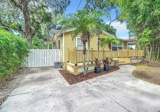 Building Photo - 3109 Johns Pky