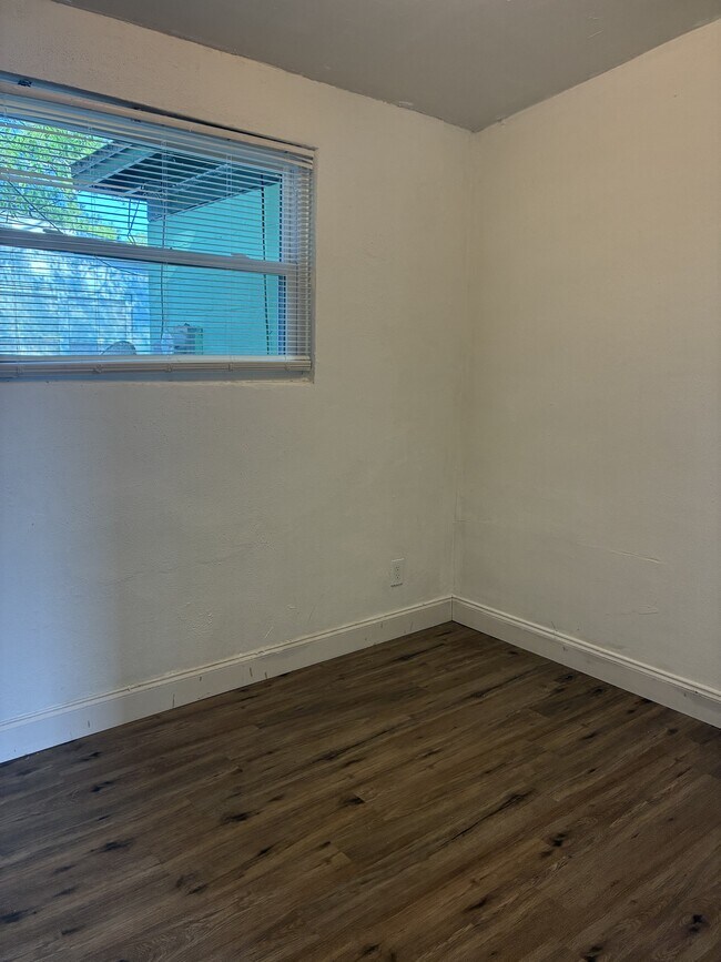 Building Photo - 2768 Hamilton Cir