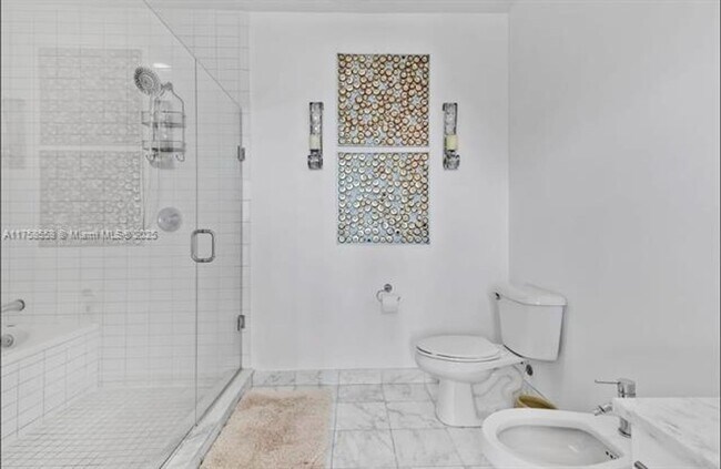 Building Photo - 888 Biscayne Blvd