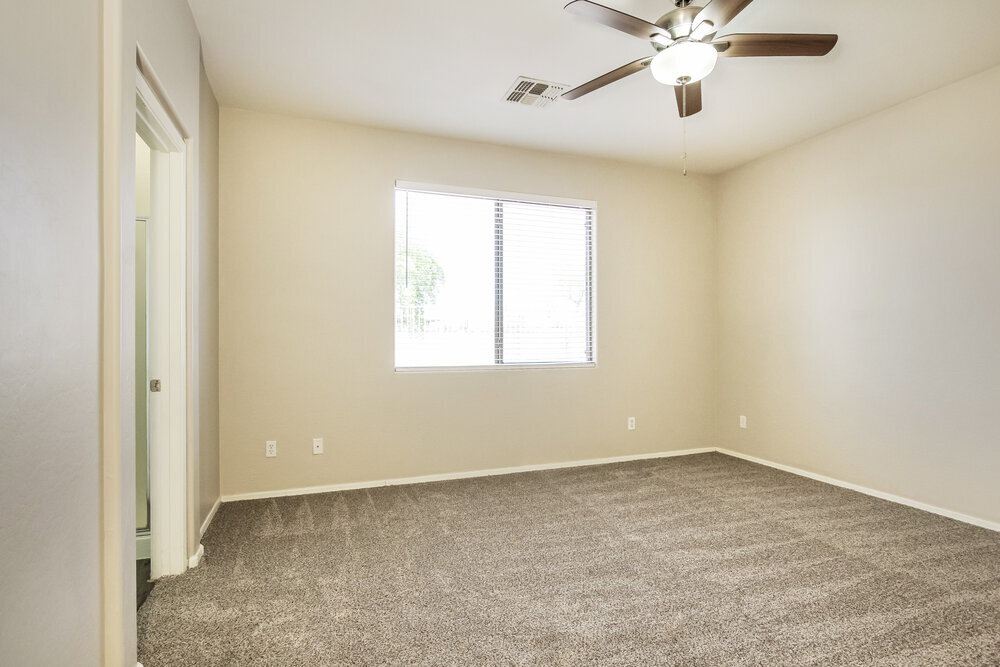 Building Photo - 6920 W Alta Vista Rd