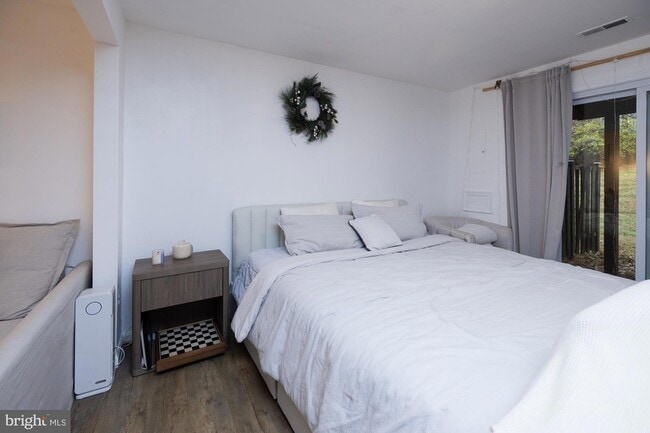 Building Photo - 14703 Prairie Landing Way