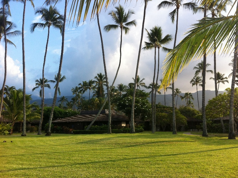 Building Photo - 68-615-615 Farrington Hwy