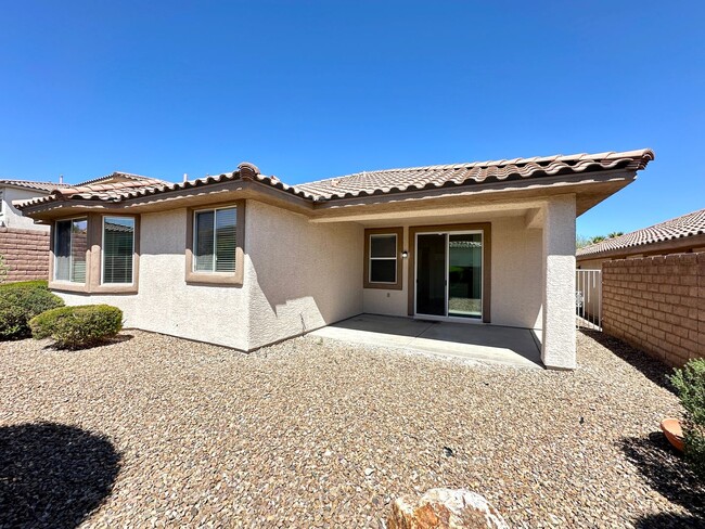 Building Photo - Granite Peaks At Summerlin