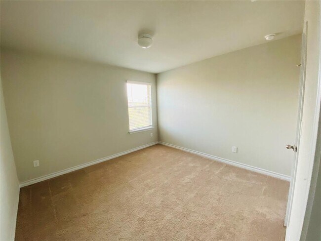 Building Photo - 708 Aliso Trail