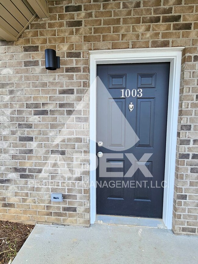 Building Photo - AVALON TOWNHOMES – BRAND NEW 2 Bd/2.5 Ba T...