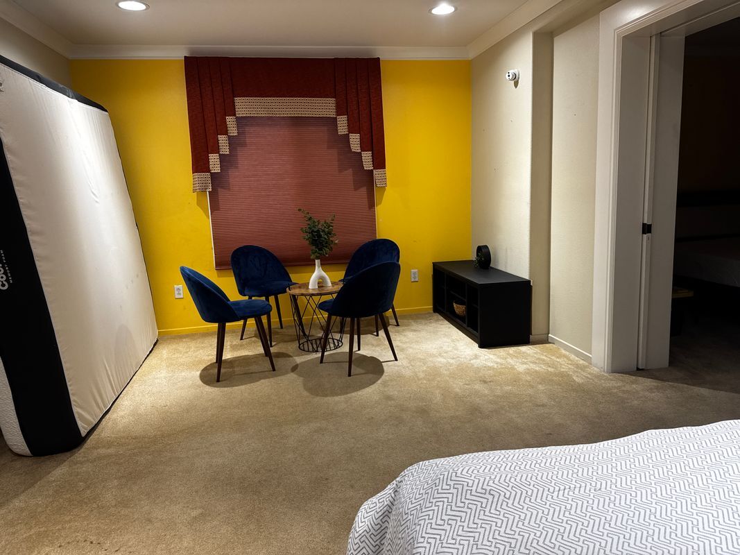 Building Photo - 44130 Catsue Pl