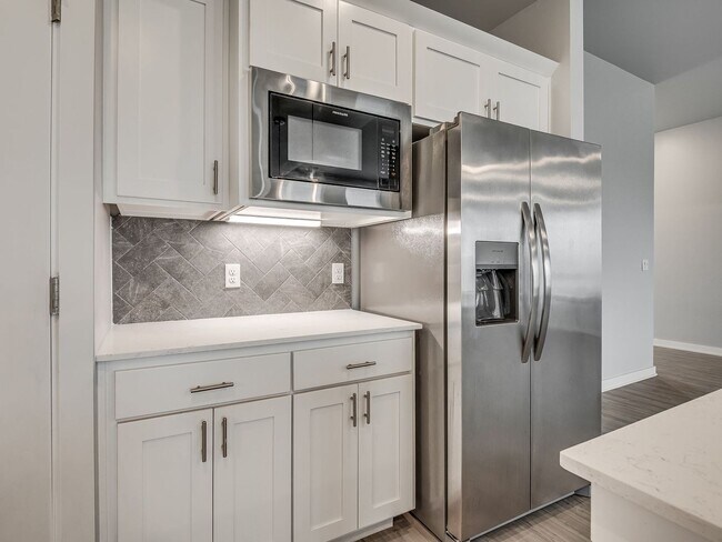 Building Photo - Beautiful New Construction Home in Edmond